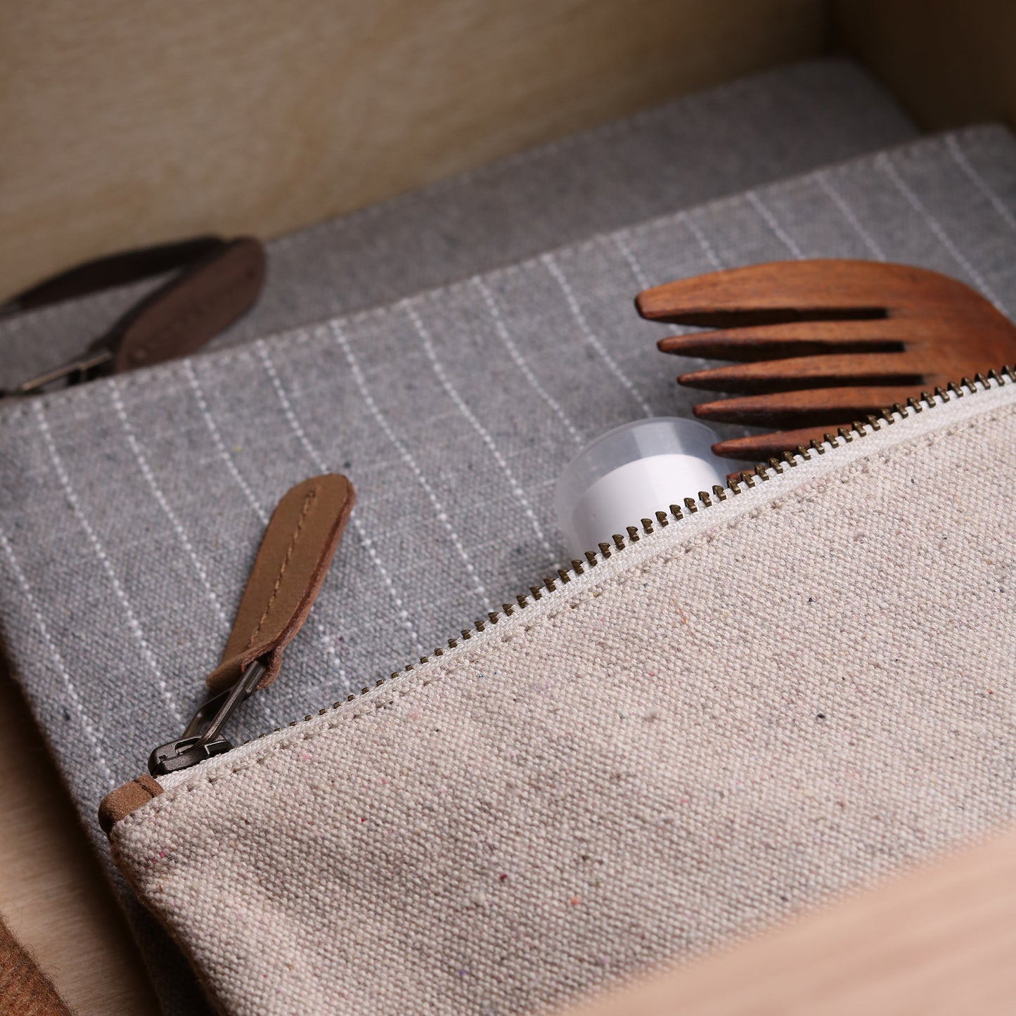 Hamper 03