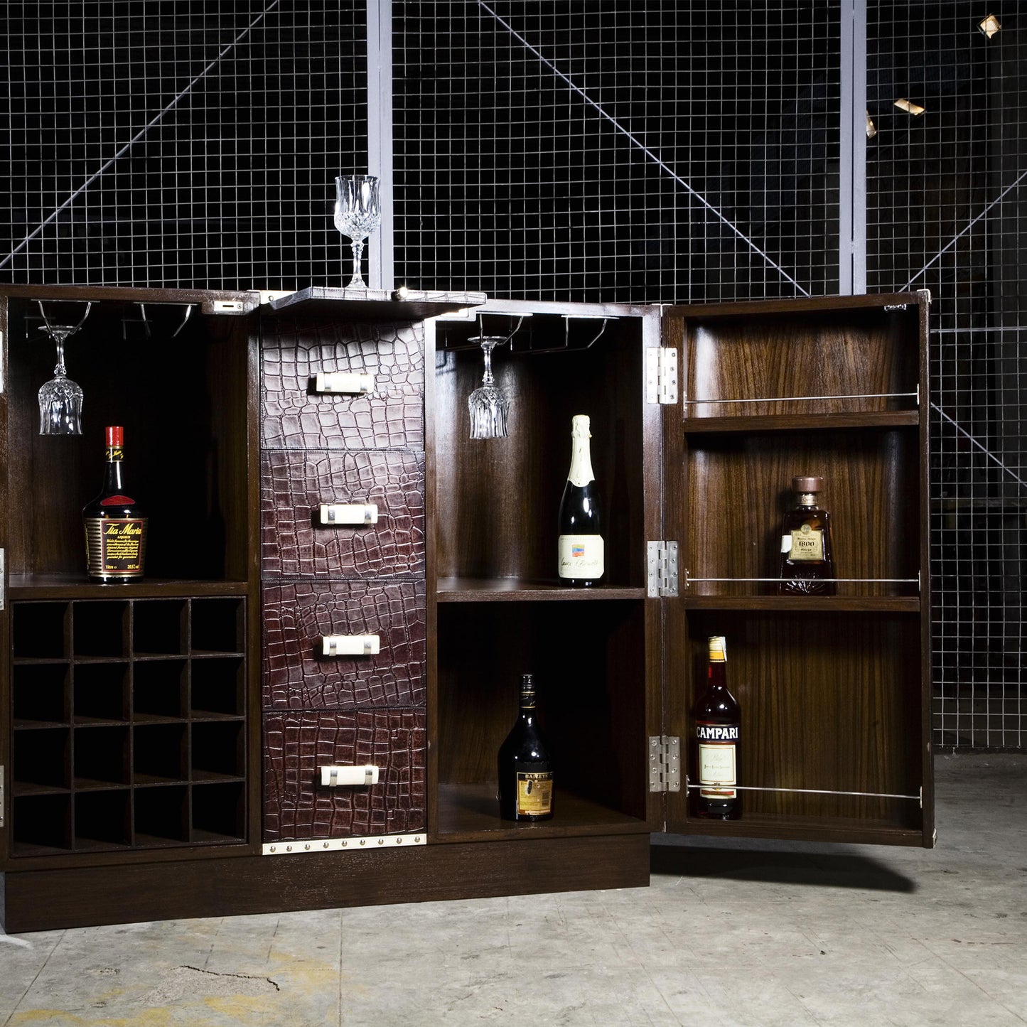‘CAPTAIN’s CABIN BAR’- Croc leather