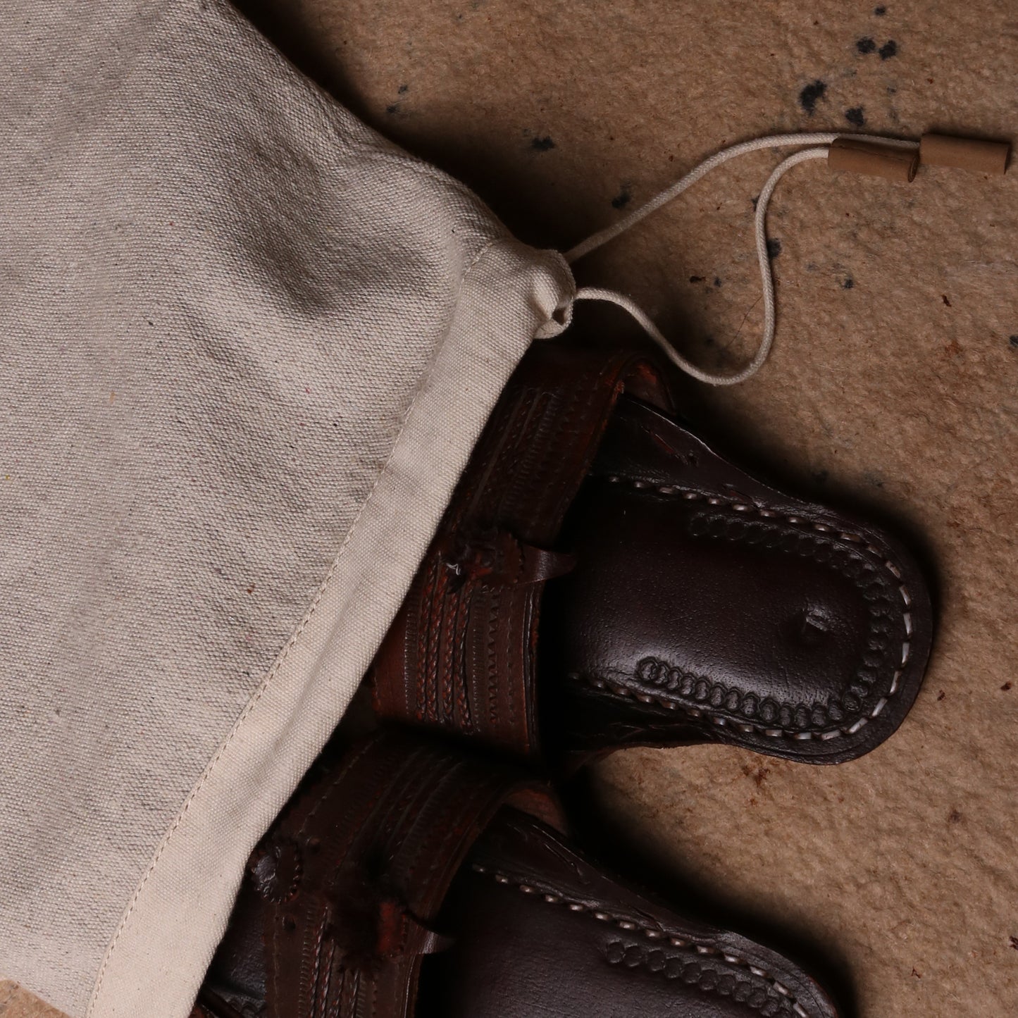 SANDAL DRAWSTRING