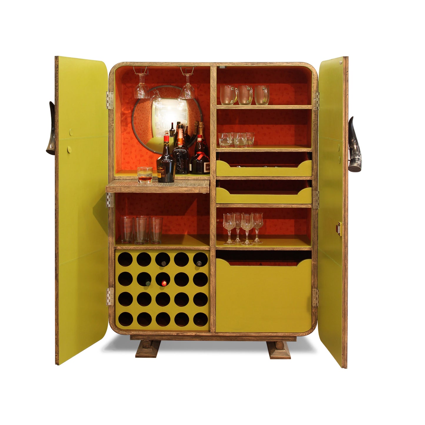 "Saloon Bar" (Antique Silver Leather)