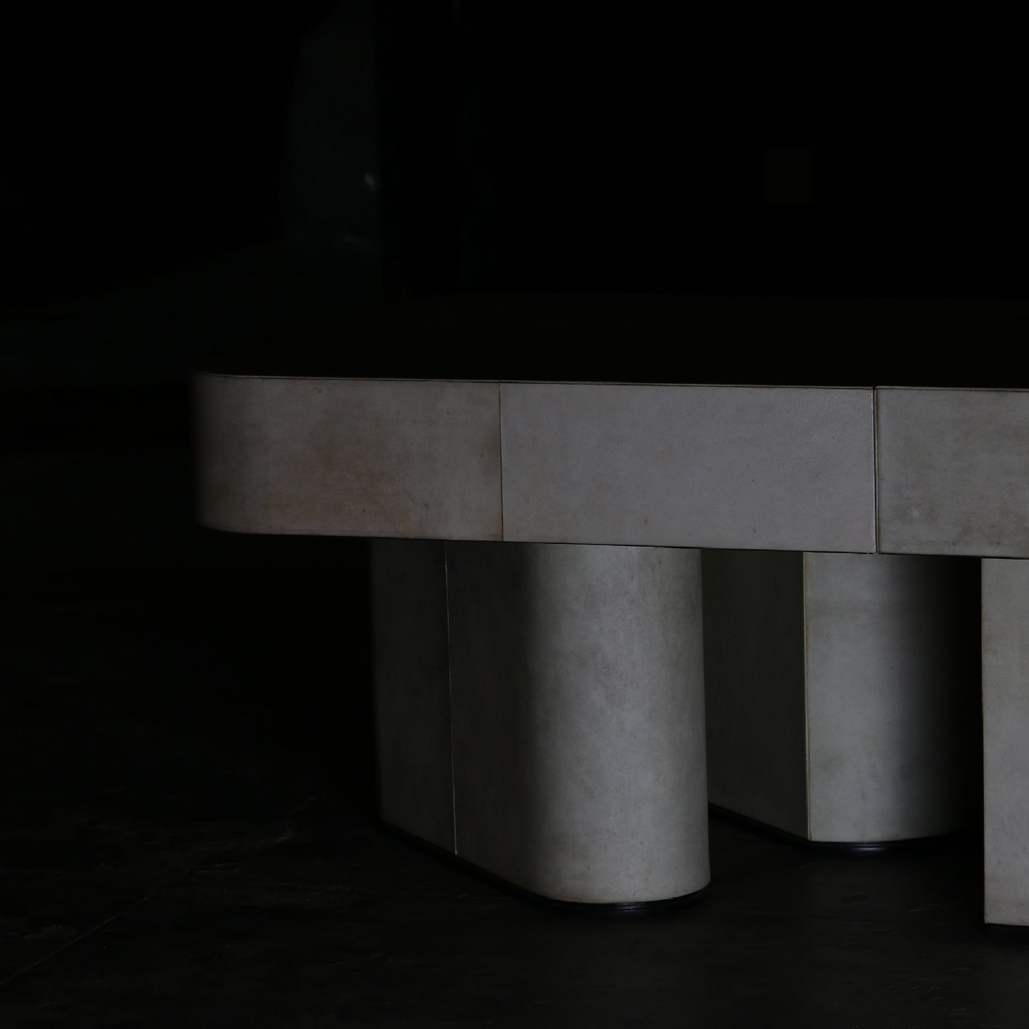IVORY TOWER 02