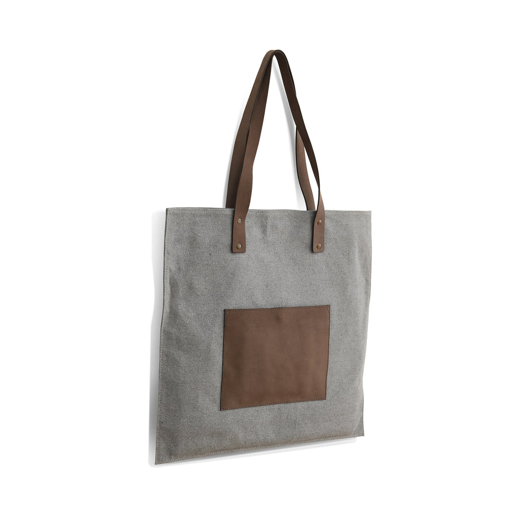 
                      
                        TOTE BAG LARGE
                      
                    