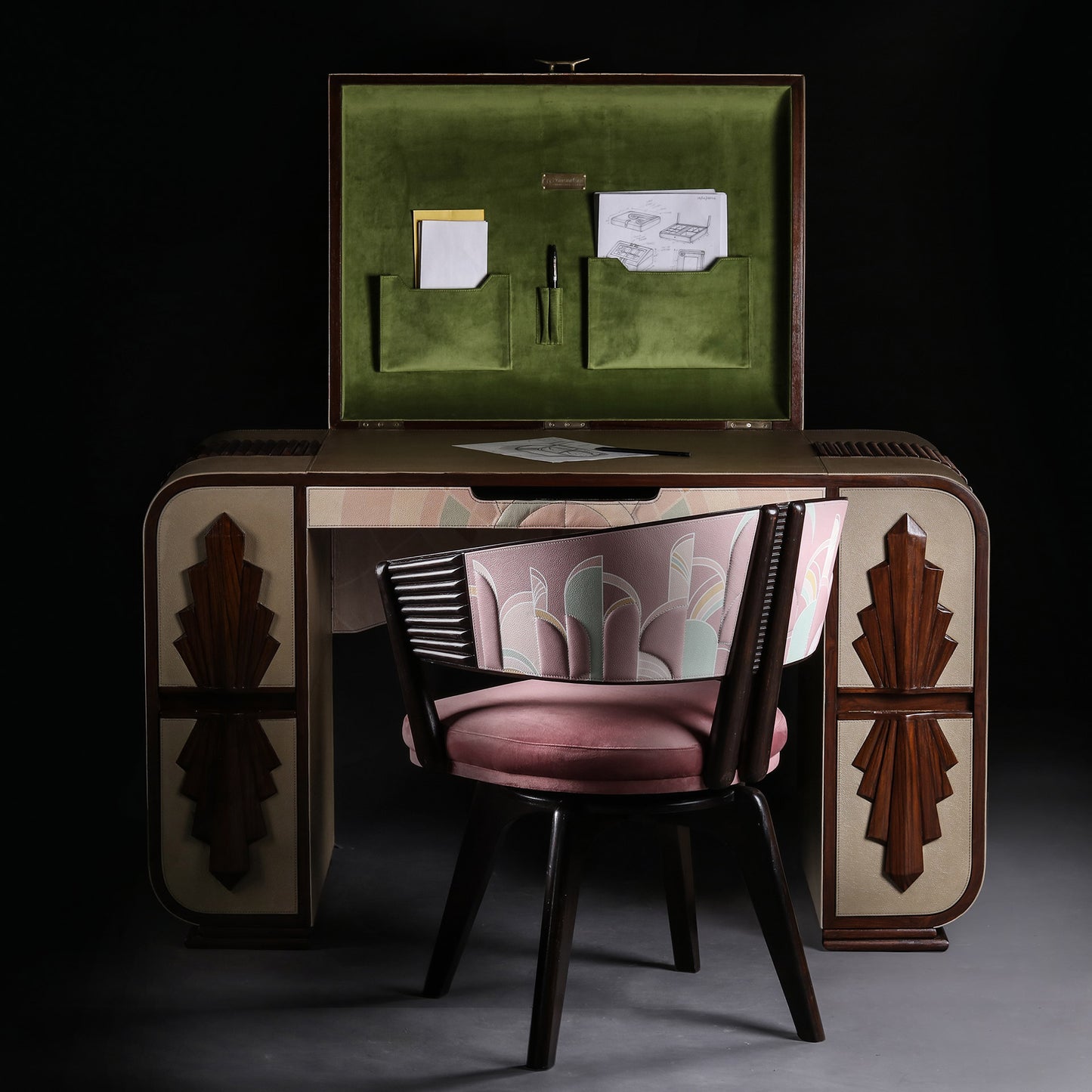 Ocean Pearl Desk