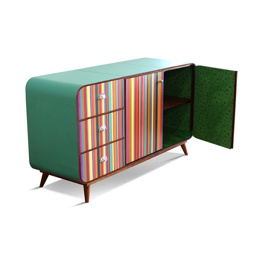
                      
                        "The Coral Reef" "Credenza (Turquoise green & multicolored strips of leather)"
                      
                    