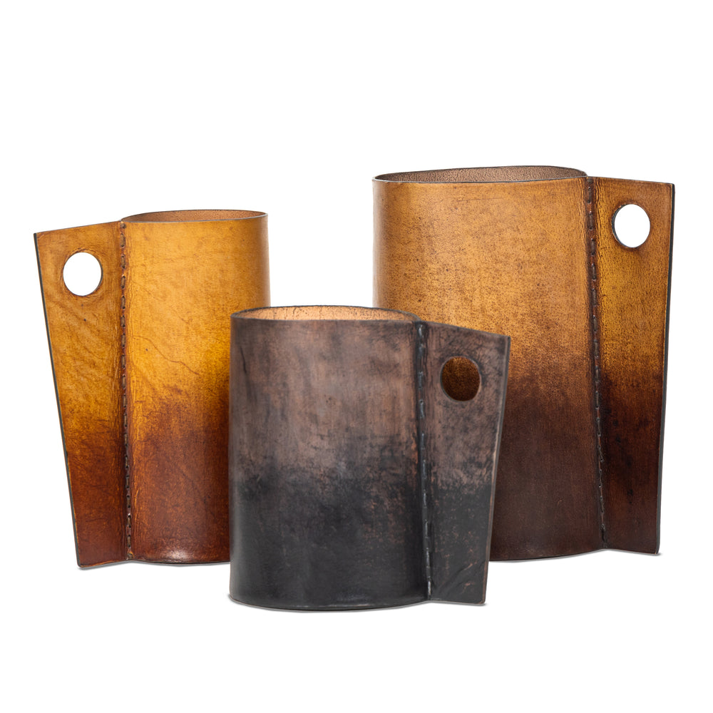 
                      
                        'LEATHER MUG WITH HANDLE 01'
                      
                    